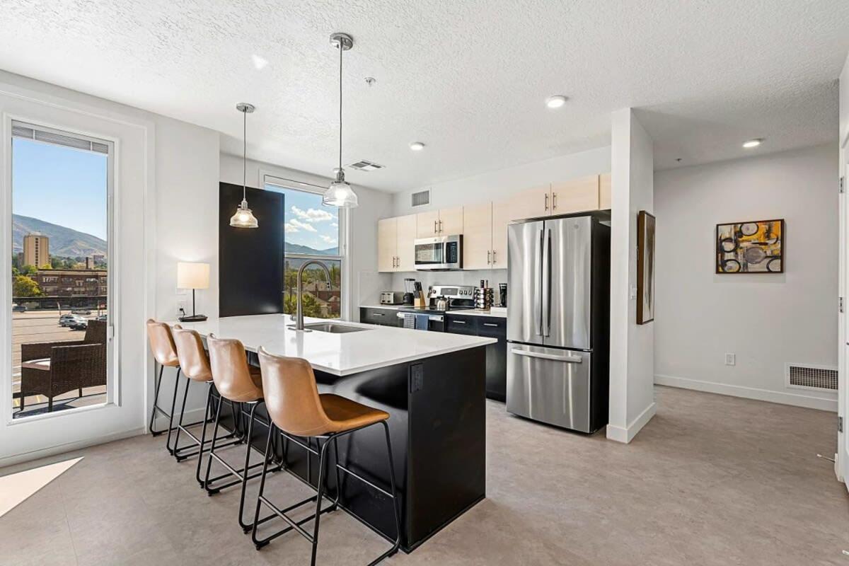 Apartamento 2Br Luxury Urban Escape Balcony & Fitness Center Salt Lake City Exterior foto